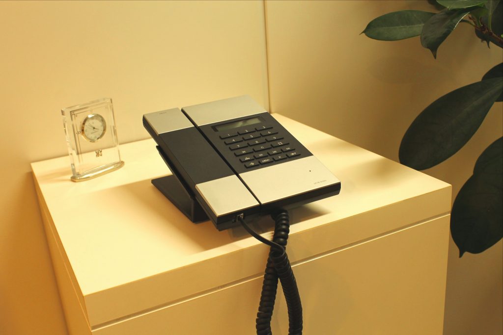 まとめ オフィスのデザイン受付電話機 オフィスバスターズデザイン
