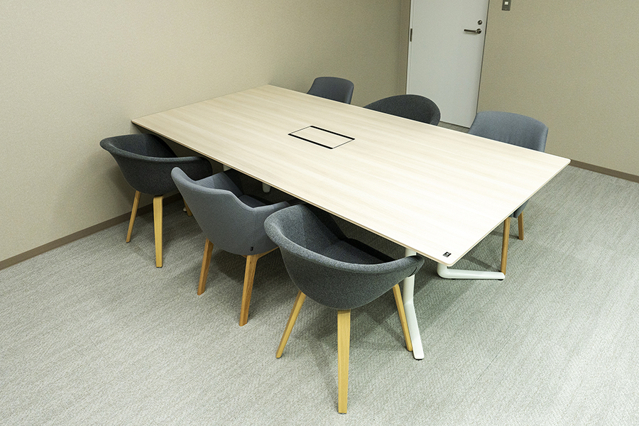 オフィスデザイン事例　株式会社アーク情報システム 様