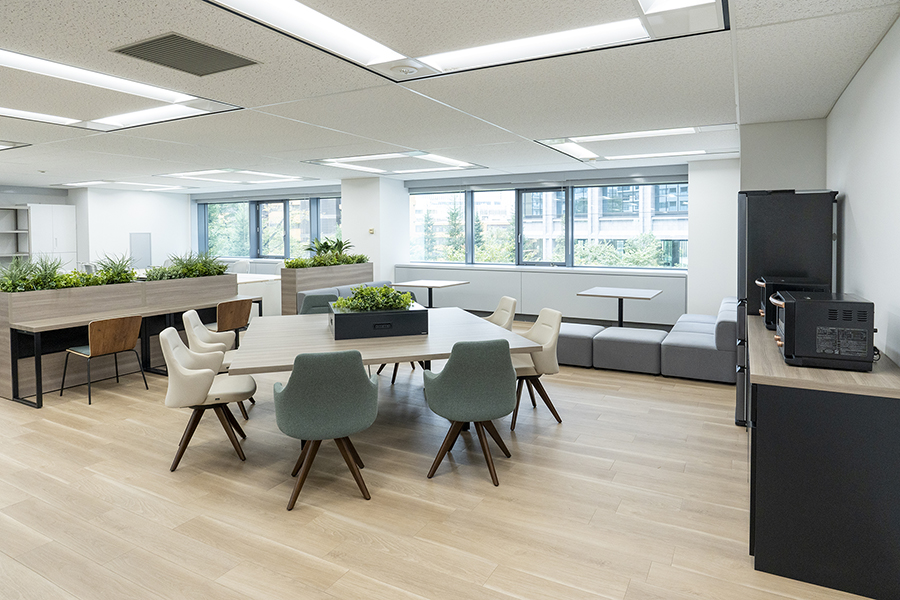 オフィスデザイン事例　株式会社アーク情報システム 様