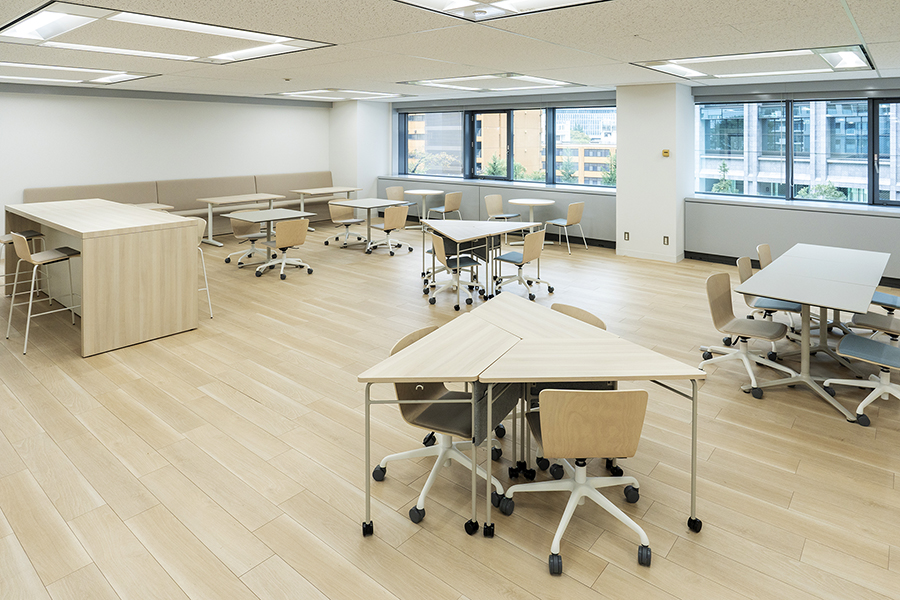 オフィスデザイン事例　株式会社アーク情報システム 様