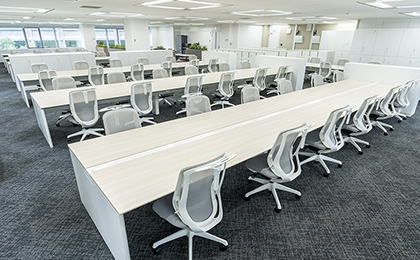 株式会社アーク情報システム 様のオフィスデザイン事例