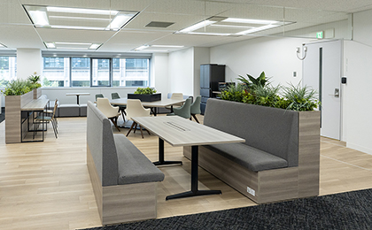 株式会社アーク情報システム 様のオフィスデザイン事例