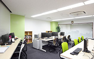 オフィスデザイン事例　株式会社Artner様　執務室
