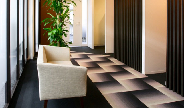 オフィスデザイン事例　株式会社スマートエナジー様　床の貼り替え
