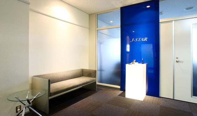 オフィスデザイン事例　J-STAR株式会社様　エントランス