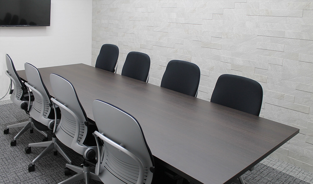 オフィスデザイン事例　第一セントラル設備株式会社様　会議室（ミーティングルーム）　その２