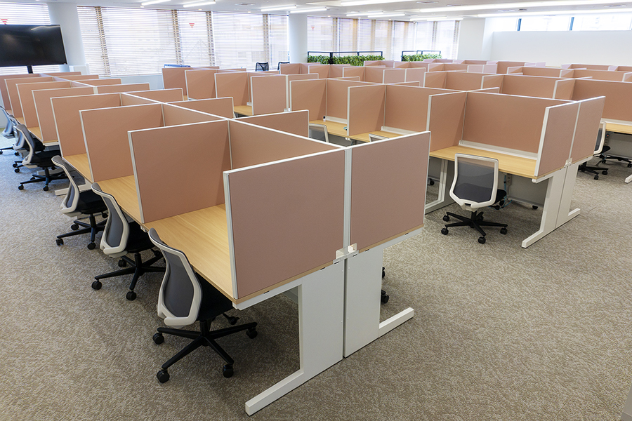 オフィスデザイン事例　コムテック株式会社 湘南サイトA 様