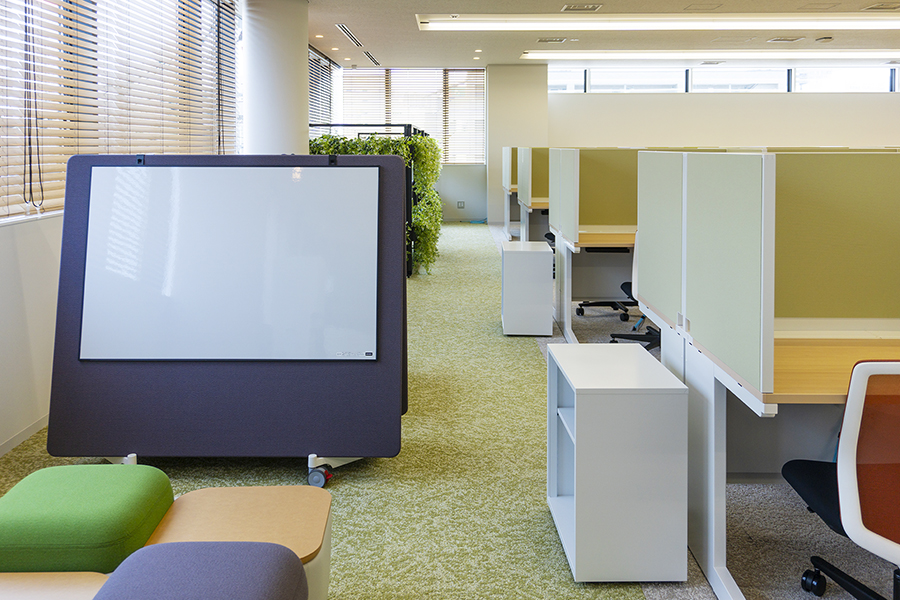 オフィスデザイン事例　コムテック株式会社 湘南サイトA 様