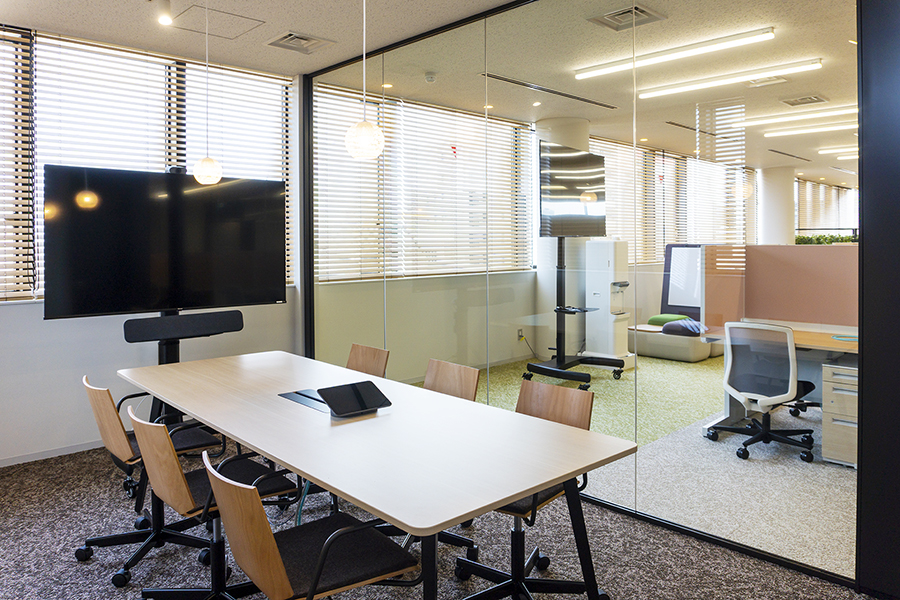 オフィスデザイン事例　コムテック株式会社 湘南サイトA 様