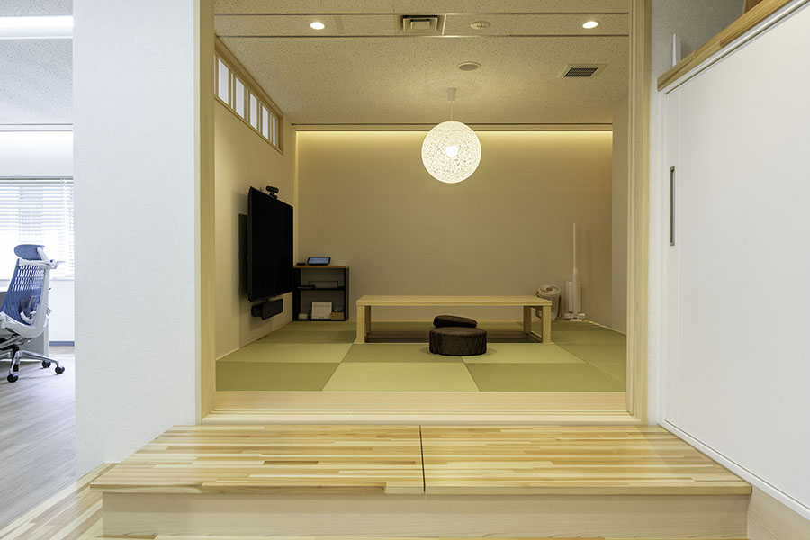 オフィスデザイン事例 コムテック株式会社 立川サイト 様 会議室・応接室