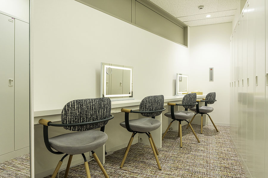 オフィスデザイン事例 コムテック株式会社 立川サイト 様 パウダールーム