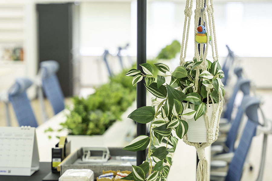 オフィスデザイン事例 コムテック株式会社 立川サイト 様