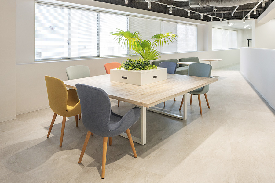 オフィスデザイン事例 技研電子株式会社 様 リフレッシュスペース