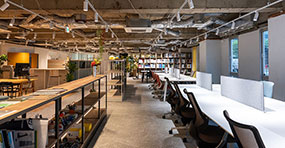オフィスデザイン事例 株式会社オフィスバスターズ　本社