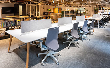 株式会社オフィスバスターズ 本社のオフィスデザイン事例