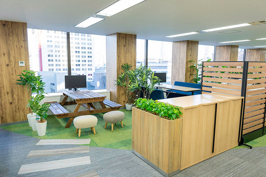 オフィスデザイン事例　ソフトブレーン株式会社 本社 様