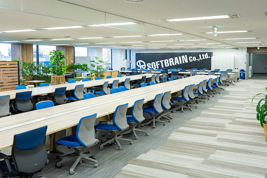 オフィスデザイン事例 ソフトブレーン株式会社 本社 様 ワークスペース 執務スペース