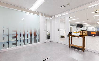 株式会社WAKAMATSU 様のオフィスデザイン事例