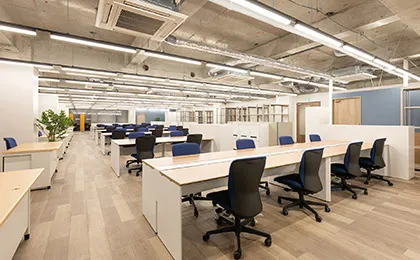 大阪菅公学生服株式会社 様のオフィスデザイン事例